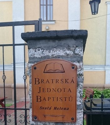 Kostel náležící Bratrské jednotě baptistů ve Svaté Heleně